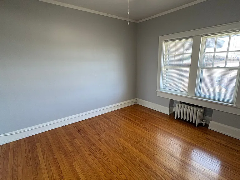 3871 Farnam St #9 — Photo 4