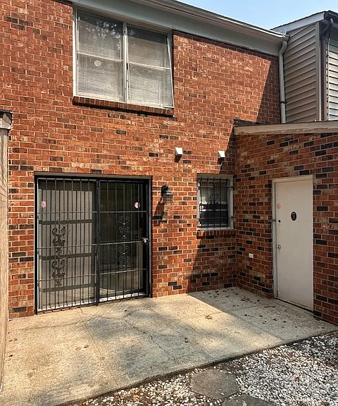 202 Seminole Trl — Photo 9