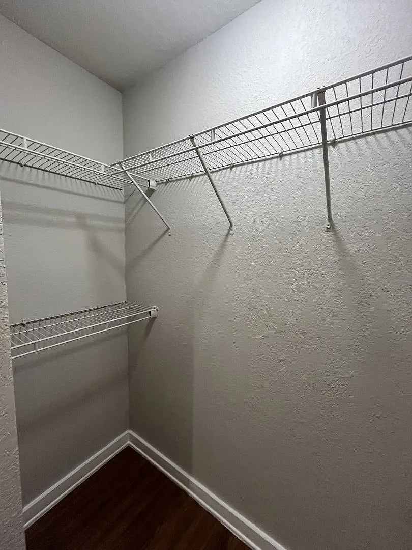 Dream Montrose - 400 Westmoreland Street — Photo 3