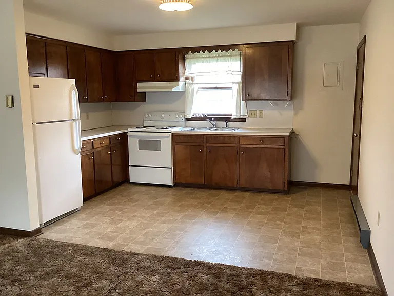 21-23 Tritle Ave — Photo 8