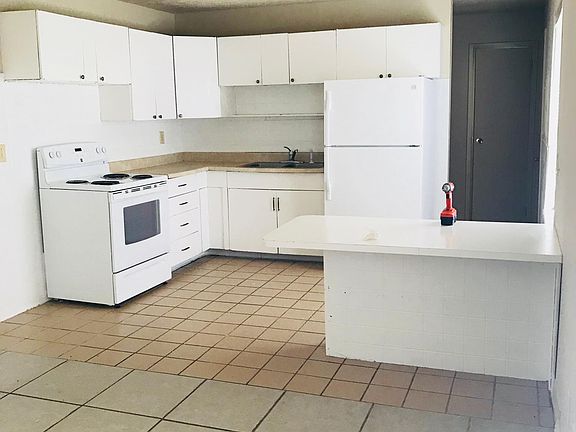 4th image of 3708 N Mitchner Ave
