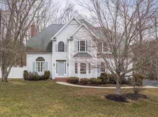 4 Wildebrook Rd, Medway, MA 02053