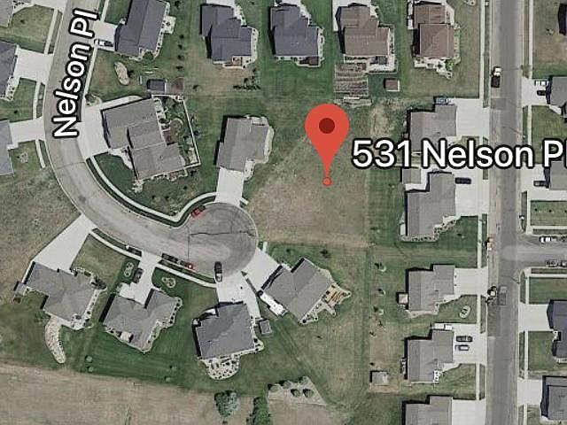 1st image of 531 Nelson Pl