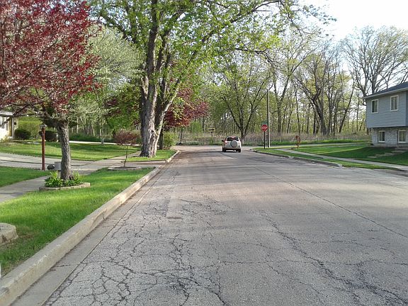 5th image of 2524 Western Ave