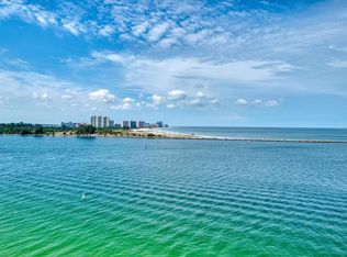 450 S Gulfview Blvd APT 907, Clearwater, FL 33767