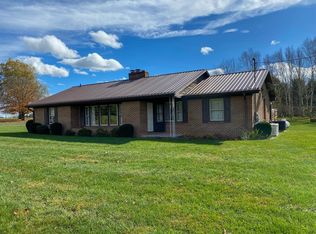 538 Davis Valley Rd, Rural Retreat, VA 24368