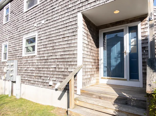 5 Harbor Hill Drive, Bourne, MA 02532