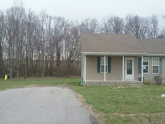 3rd image of 264 E Airport Dr