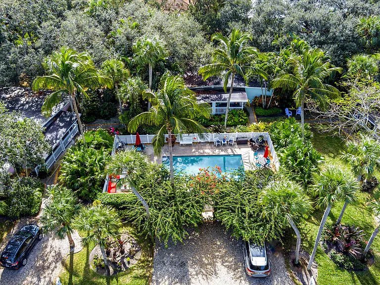 720 Lantana Ln #C — Photo 35