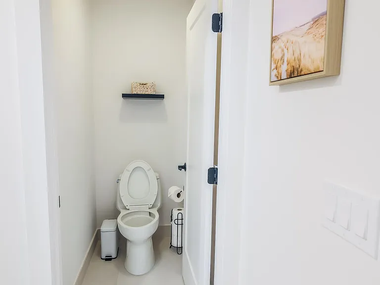 3127 Sherwood Blvd — Photo 22