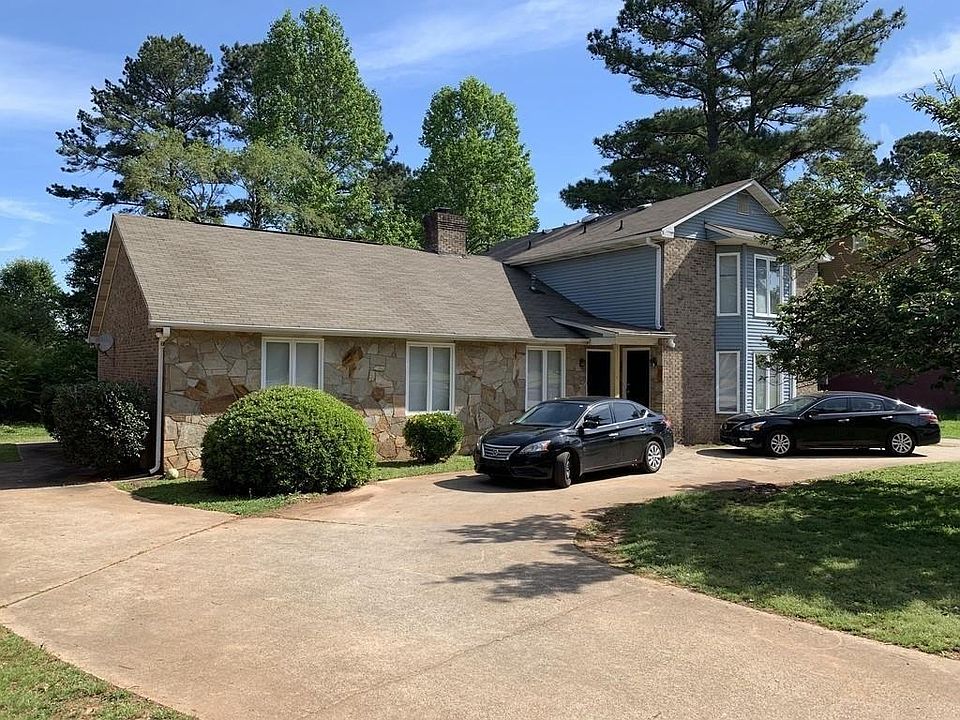 1st image of 2124 Fairway Ct SE