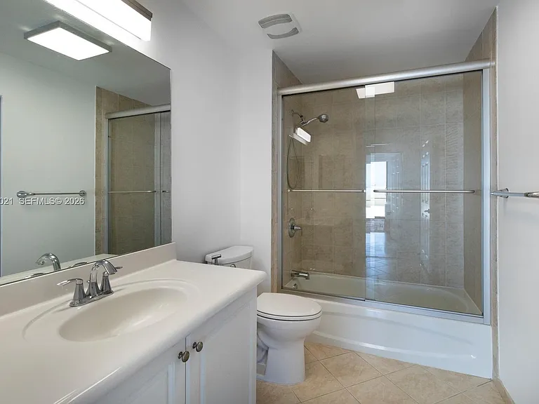 8395 SW 73rd Ave #602 — Photo 17