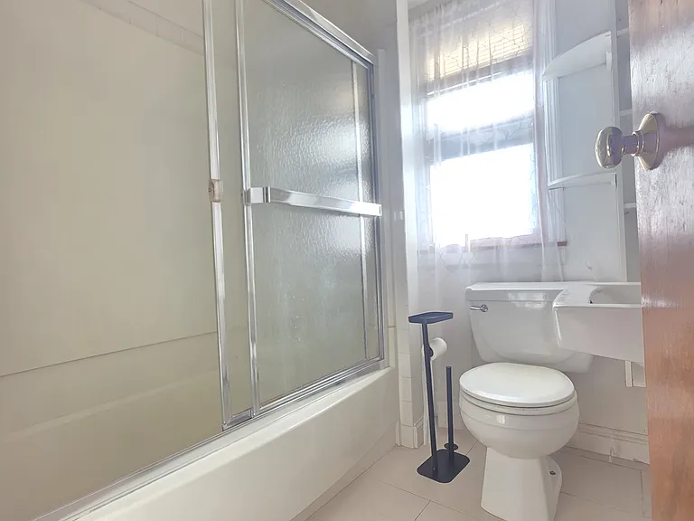 231 E Westfield Ave #2 — Photo 3
