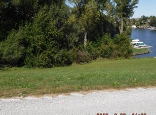 2304 Craig Ct, Plattsmouth, NE 68048