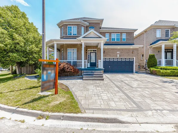 8 Tovey Ter, Brampton, ON L6R 0E5