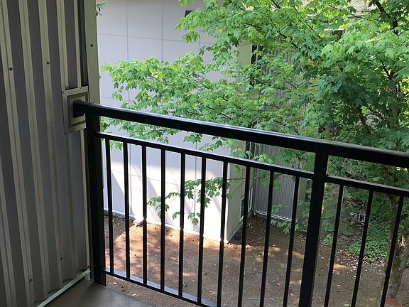 5th image of 14620 NE 31st St #H308
