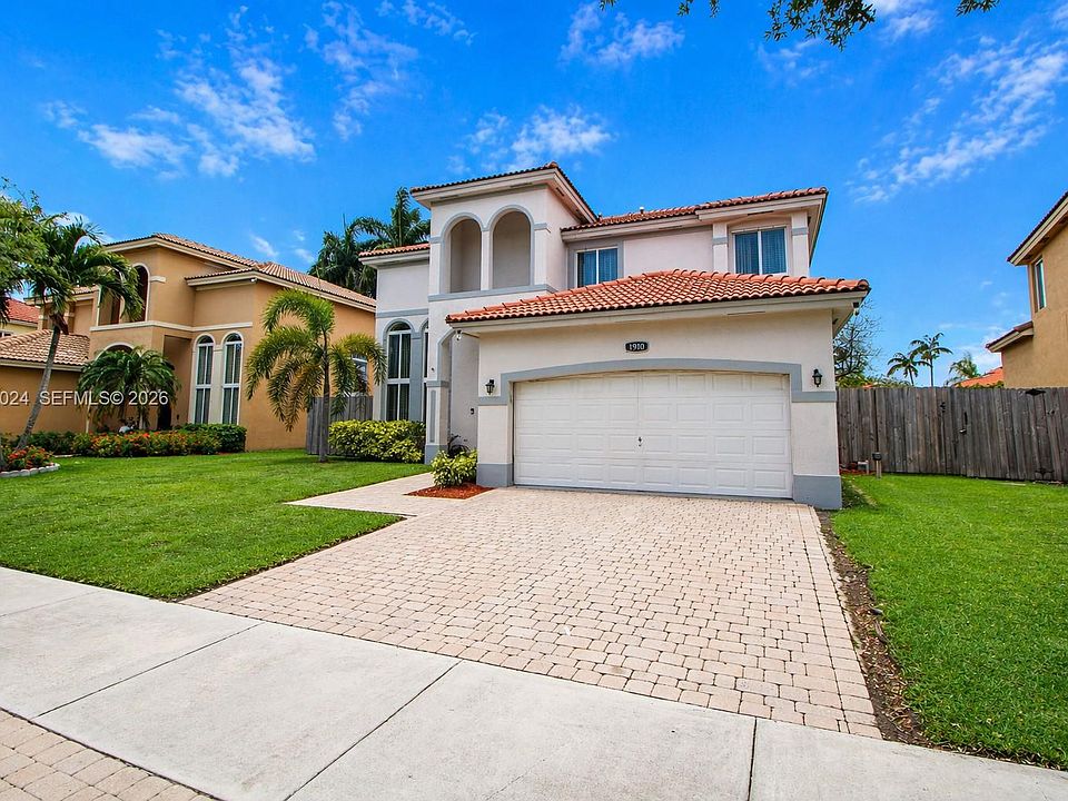 1st image of 1910 SE 14th Cir