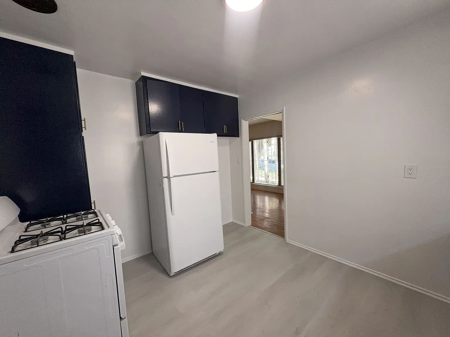 2 bed, $3,199 — Photo 4