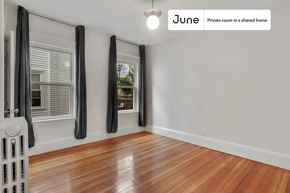 Building Photo - 20 Alcott St #B