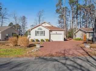 128 Sandyhook Rd, Ocean Pines, MD 21811