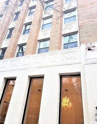 3rd image of 925 W Carmen Ave APT 6F