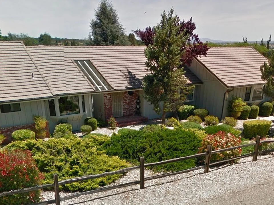 754 Orchard Dr