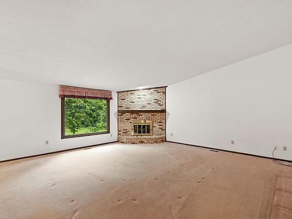 4th image of 1806 Duprey Dr