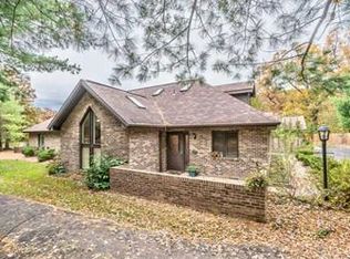 10093 Mansion Dr, Gibsonia, PA