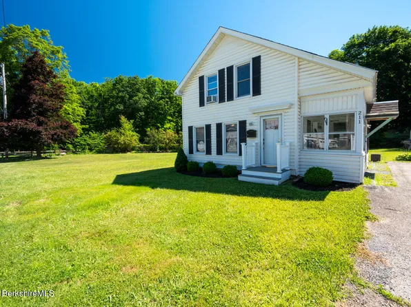 211 Branch St, Bennington, VT 05201
