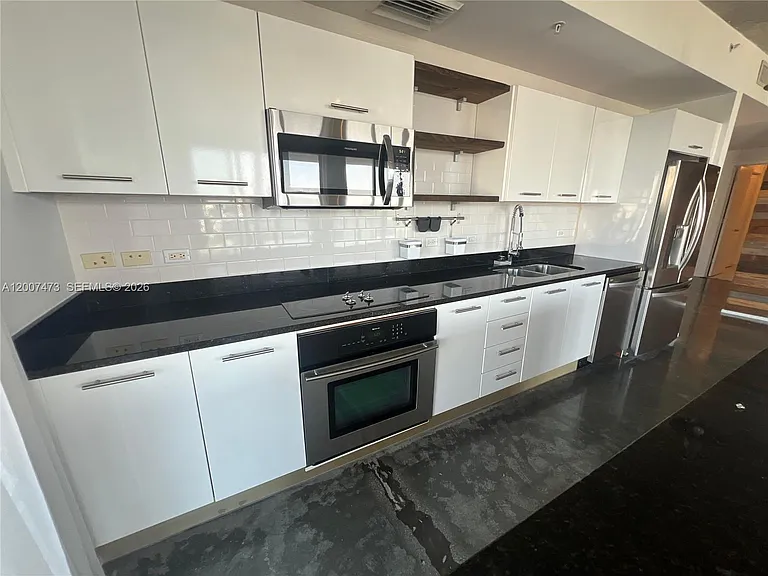 3470 E Coast Ave #H0501 — Photo 24