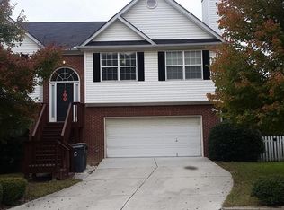5915 Hickory Springs Dr, Norcross, GA 30071