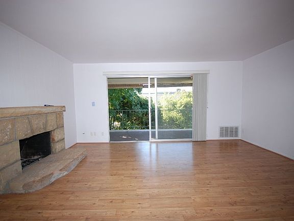 4th image of 3639 San Remo Dr APT 32
