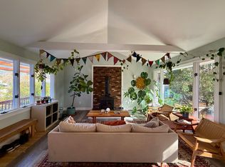 11 Holmes St, Westerly, RI 02891