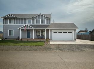 409 Rosedell St, Amity, OR 97101