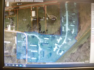 60 Water St, Big sandy, TN 38221
