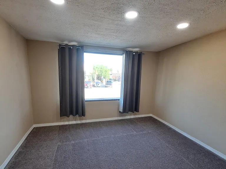 2081 Nehemiah Ct — Photo 6