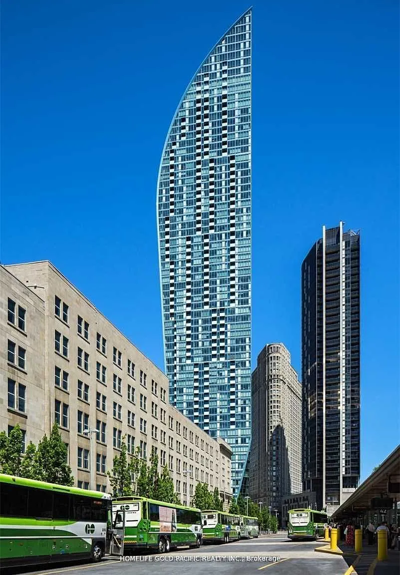 2 bed, $2,790 — Photo 2