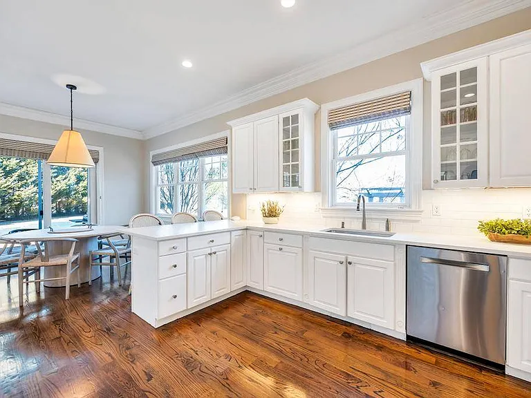 72 Windmill Ln — Photo 10