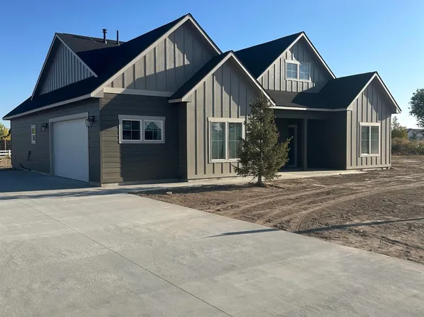 7958 Minam Dr, Middleton, ID 83644