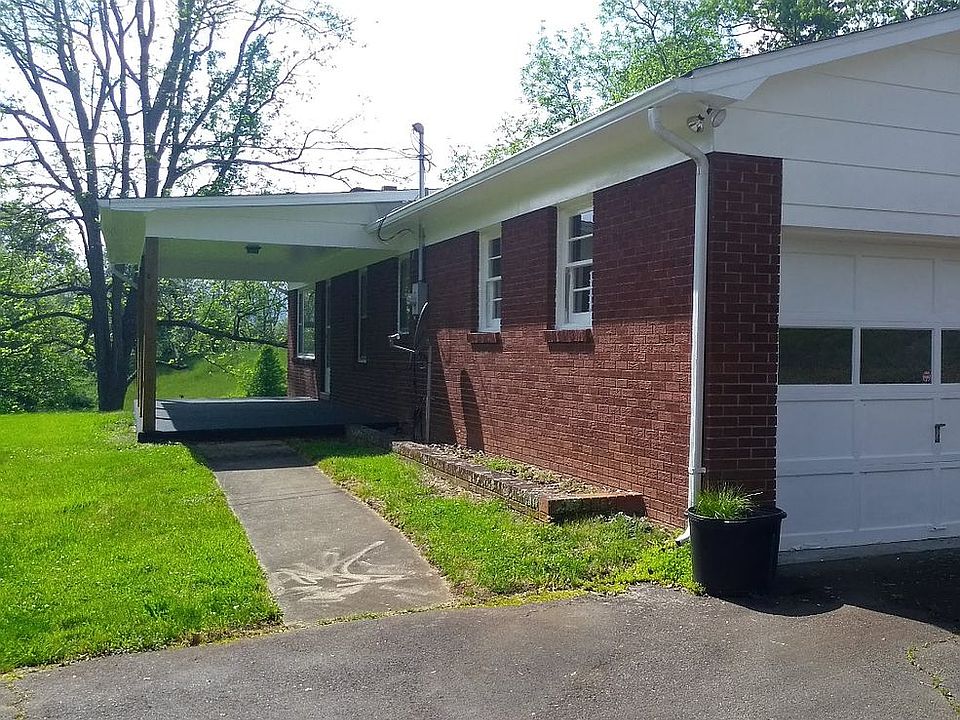 2nd image of 94 Dandelion Dr