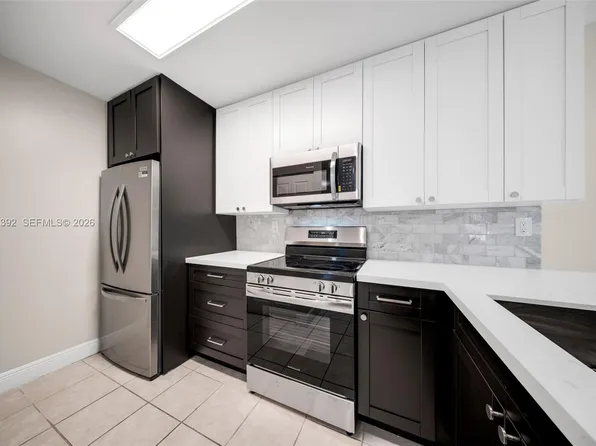 15620 SW 80th St #H-101, Miami, FL 33193