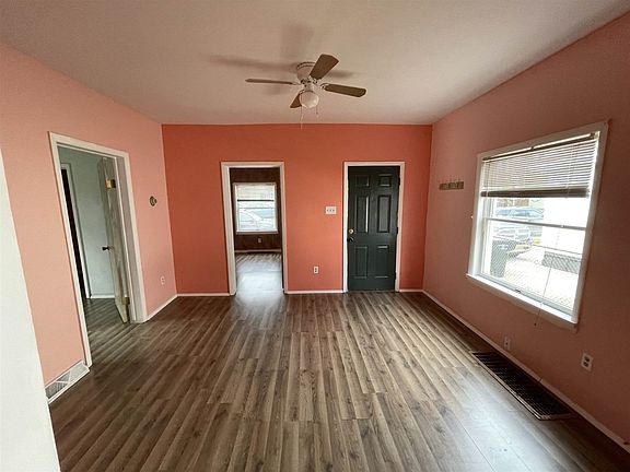 5th image of 518 S Grant St