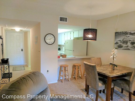 4th image of 104 Capri Isles Blvd APT 104