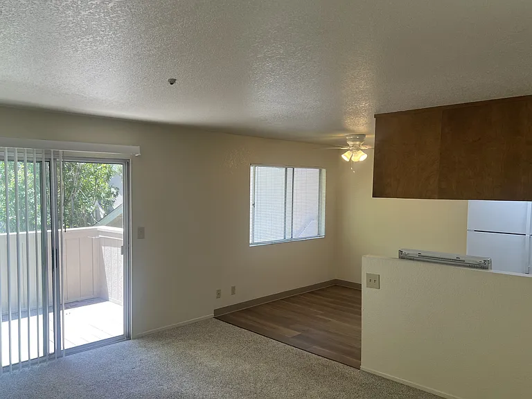 Meadow Oaks Apartments — Photo 6