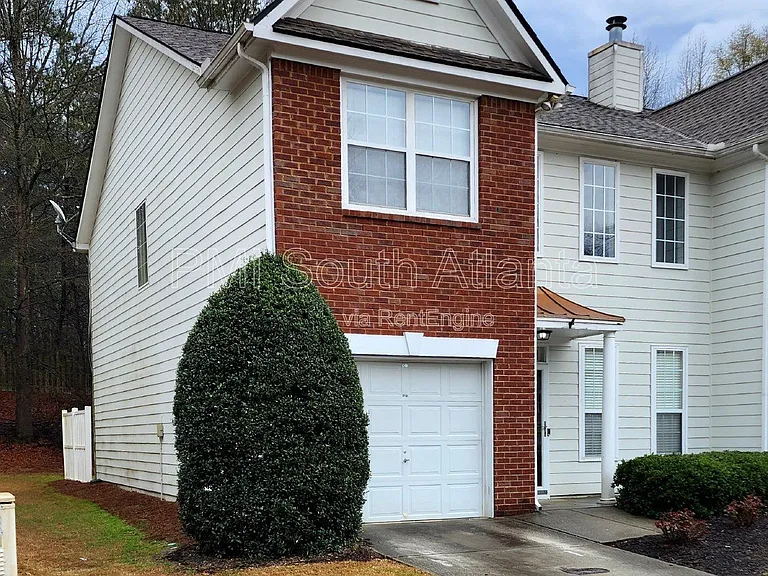 1673 Jackson Sq NW — Photo 3