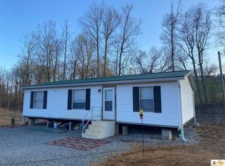 67 Cleo Hunley Rd, Summer Shade, KY 42166
