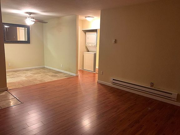 4th image of 1034 Yarwood Ct