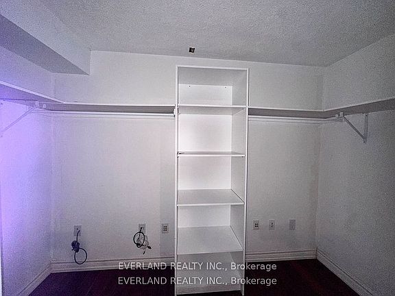 4th image of 4 Shell Ct #Basement