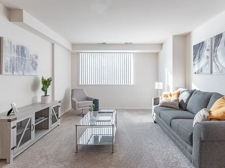 Dearborn View Apartments - Inkster, MI — Photo 27