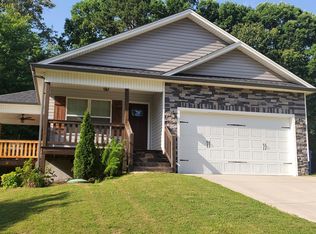 27 Jada Ln, Chickamauga, GA 30707